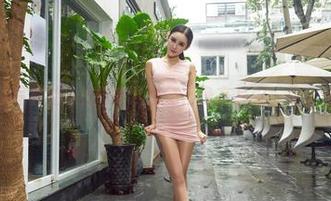 爱丝写真达人的HD纯肉色，身在其中，你会明白