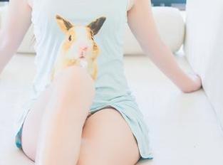 BoLoli菠萝社 - 赵小米Kitty的浴缸原图：有些让人目光停不下来吧？