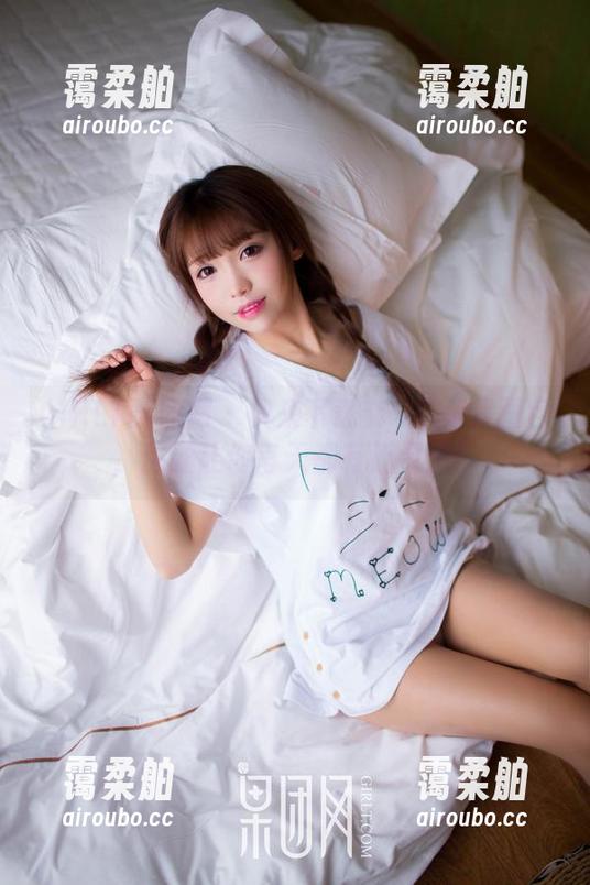 GIRLT果团网-龚玥菲 GIRLT果团网 - 快来下载龚玥菲美足图包,保证让你每天都有新灵感!