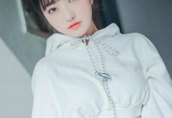 HaNari(하나리)的最新写真全集，LeeheeExpress–LEHF，想不注视都难！