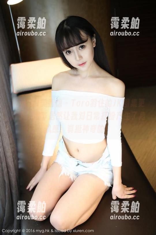 MyGirl美媛馆 - Toro羽住的JK图集更新了，细节居然让我对日常打扮产生了危机感，真挺神奇的！