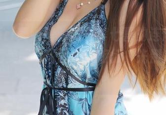 MyGirl美媛馆 - 跟着李七喜的连体衣，来一场美图下载的奇幻旅行，先别急，稳住！