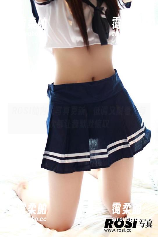 ROSI ROSI的内衣写真更新,低调又耐看,每次都让我默默惊叹