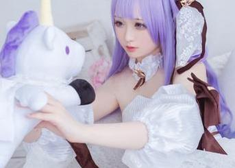 毛衣虽小，Sayako＿今年4岁却穷追不舍！写真集更新，就等你来领略！