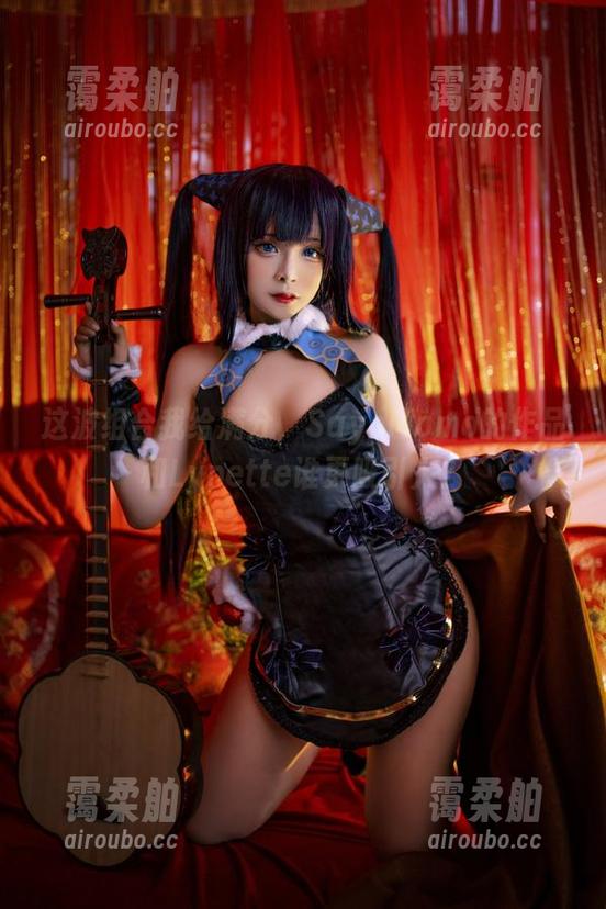 SayoMomo 这波组合我给满分,SayoMomo的作品和Lynette谁更吸引人?