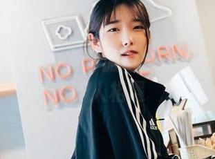 私房图片集锦：水手服与Sonson(손손)的醉人相遇