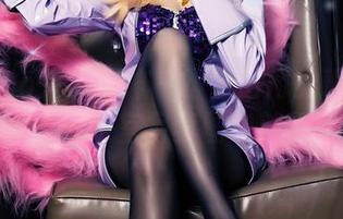 TouTiao头条女神 - 不想出门的理由看艾小青的浴室写真图包就行！