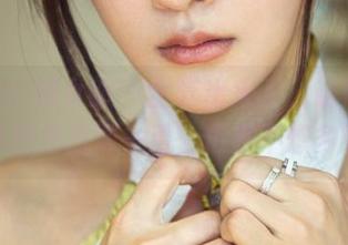 TuiGirl推女郎 - 全套出来了，赵惟依的婚纱图集值得一看，但是不想多看。