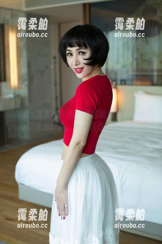 UGirls尤果网-倪叶腾 UGirls尤果网 - 倪叶腾的粉色合集:让人想问这是哪里,我的自信心在哪里?