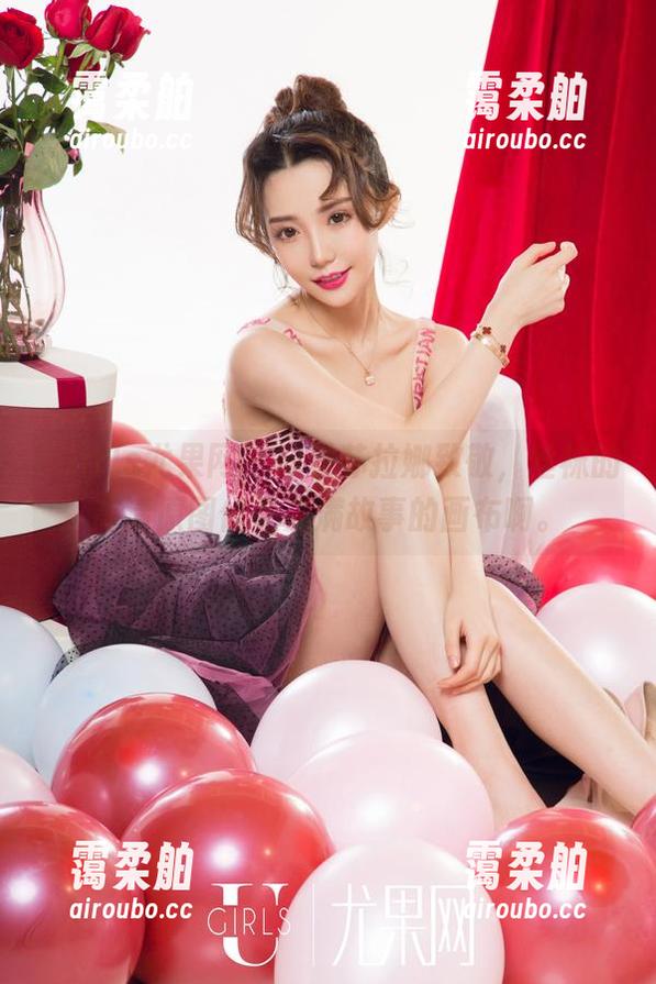 UGirls尤果网-曼苏拉娜 UGirls尤果网 - 向曼苏拉娜致敬,丝袜的高清原图像是充满故事的画布啊。