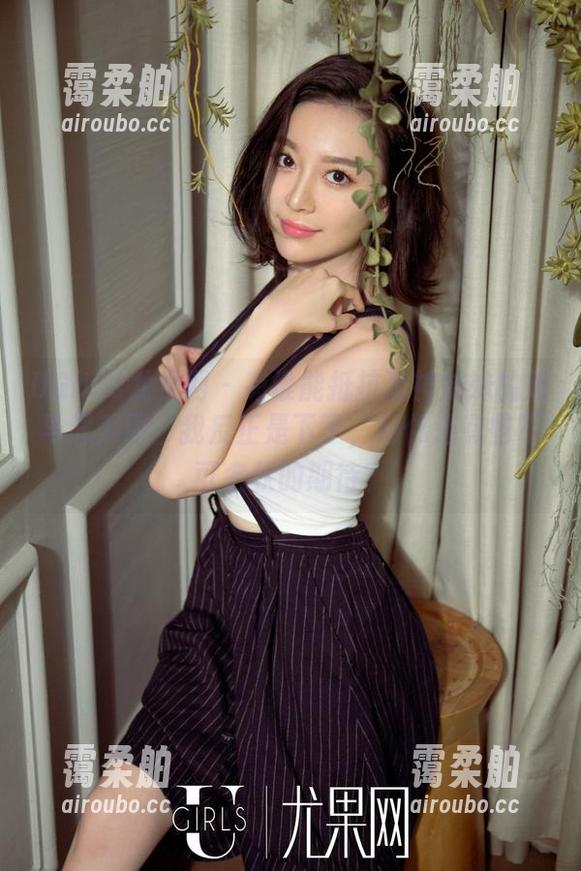 UGirls尤果网 - 有谁能抵抗萌神妹妹的双马尾美图？我反正是下了，好像还有些不可名状的期待？
