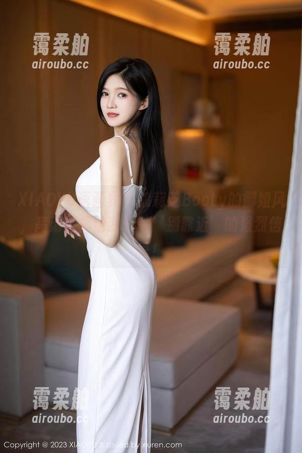 XIAOYU语画界 - 徐莉芝Booty的御姐风，高清写真给我一种‘别靠近’的强烈信号！
