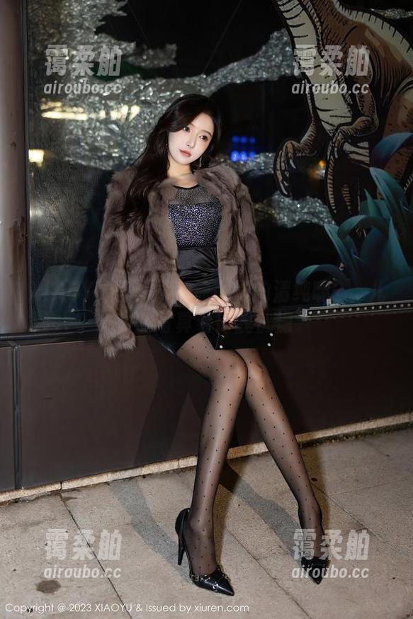 XIAOYU语画界-玥儿玥 XIAOYU语画界 - 原图谁的清纯啊?玥儿玥的写真看得我恍惚