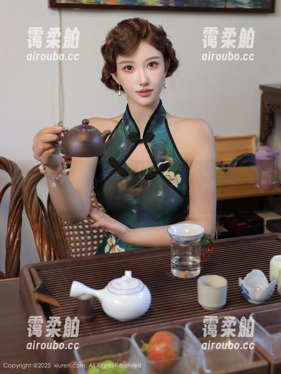 Xiuren秀人网 - 蛋蛋宝黑色网盘，下载后不要问我借钱！
