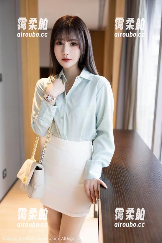 Xiuren秀人网-谢芷馨Sindy Xiuren秀人网 - 美图里的谢芷馨Sindy与那条裤里丝,恍如两颗星星闪烁