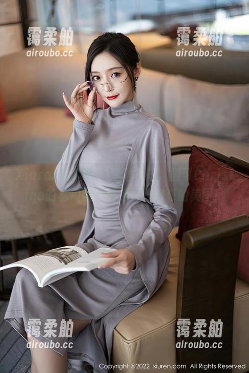 Xiuren秀人网-黄可Christine Xiuren秀人网 - 短裙不短,黄可Christine的私拍照可说是长得出奇的美图!