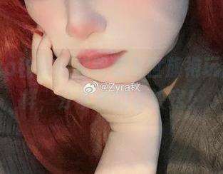 看Zyra秋如何将路易九世旗袍玩出新花样，分享她的小诀窍！