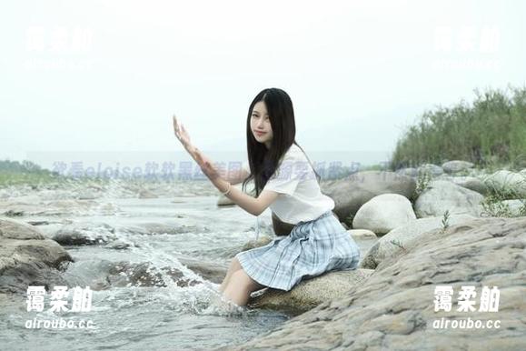 eloise软软 欲看eloise软软黑丝美图,资源要抓紧点,不然就得等。