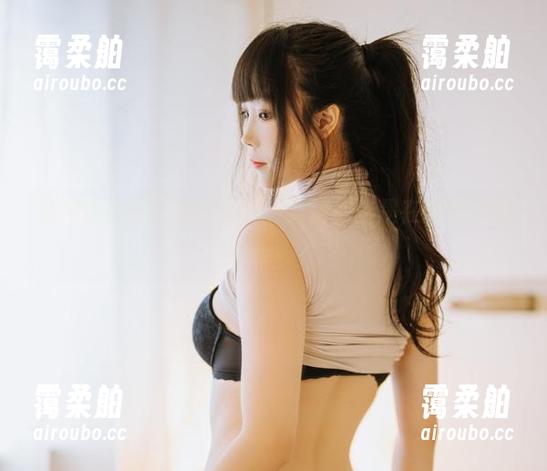 一智智 私房图包中的白枪呆,一智智你这是在挑战我的审美吗?