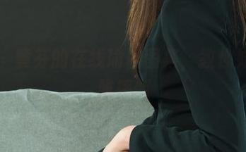 丽柜 - 黄芬的在线瑜伽图集，教你如何优雅摔倒