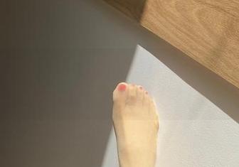 微密圈 - 俏妞qiaoniuTT的私房，黑色透明就像她的眼神。