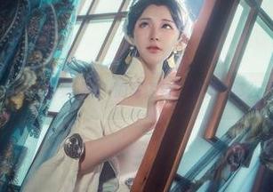 魔王学姐本：在下萝莉控ii的写真集，分享没那么严肃的气氛