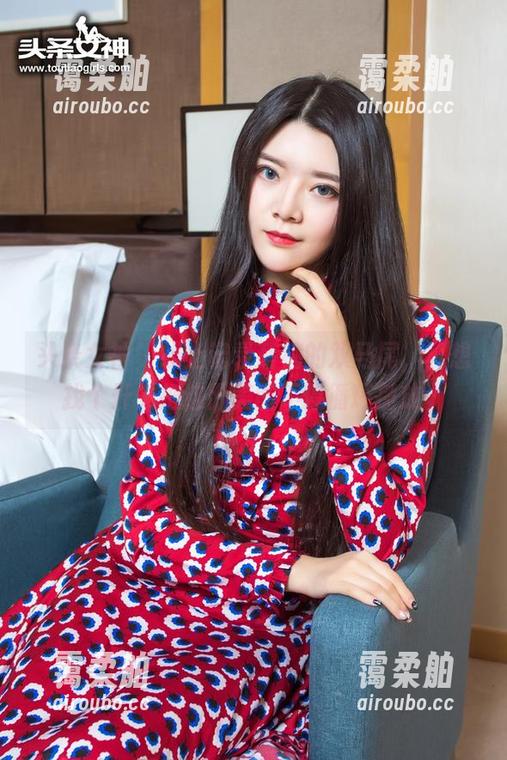 头条女神 - 线上记录蔡楠的双马尾，真想找个开关把这份美图不停循环播放。