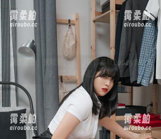 最新图包，宋哈娜(송하나)带你品味LoozyNO.02，饼干也不忍心分！