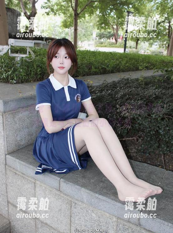 小众视觉-小琳儿 小众视觉 - 小琳儿教室主题,这美图更新得像是写作业时的小确幸啊。