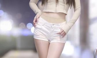小女巫露娜老师：讲课之余，顺便来一组写真，谁能拒绝这样的套路呢？