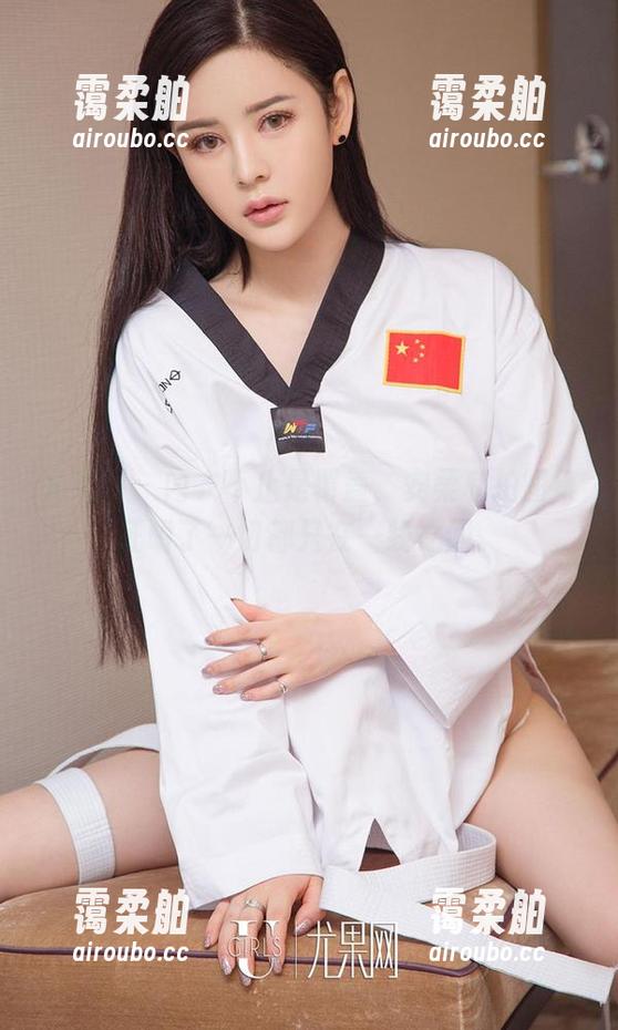 尤果网 - 内衣不止是覆盖，安柔私拍图集证明了一切都只在一线之间。