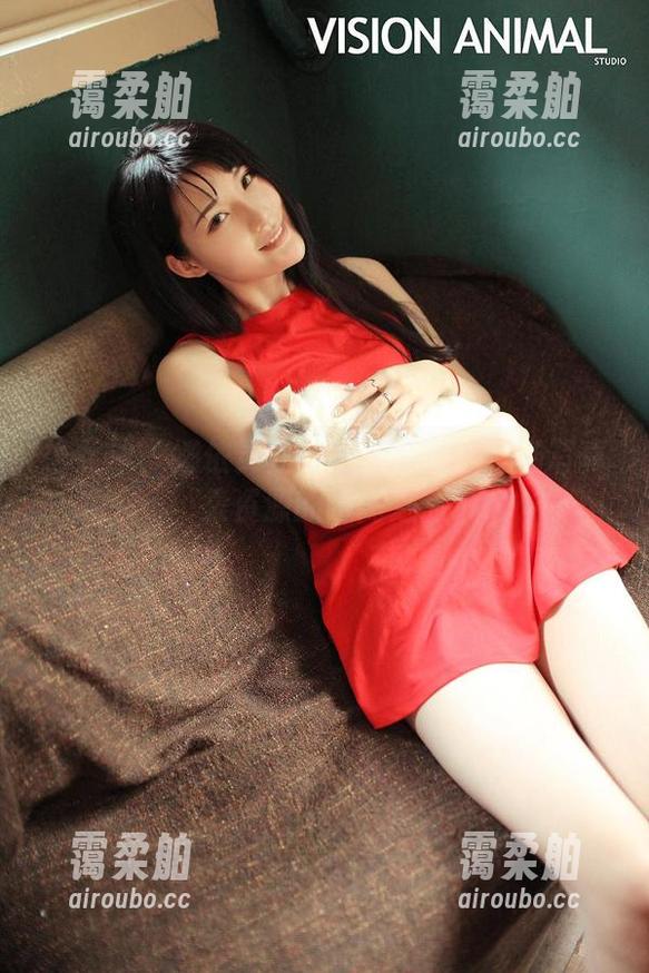 推女神-娜依灵儿 推女神 - 娜依灵儿的厨房冒险:一场写真集资源的喧闹之旅