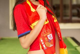 推女神 - 艾小青的白裙合集，让我陷入不停的自问自答