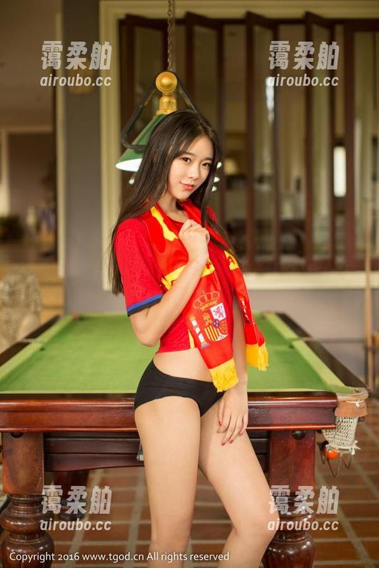 推女神 - 艾小青的白裙合集，让我陷入不停的自问自答