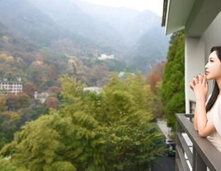 推女神 - 赵小米Kitty：在无圣光下，那条水手裙能不能hold住全场？