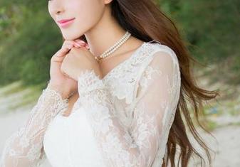 推女神 - 难道黄可christine的豹纹是要成为潮流吗？别忘了分享资源哦！