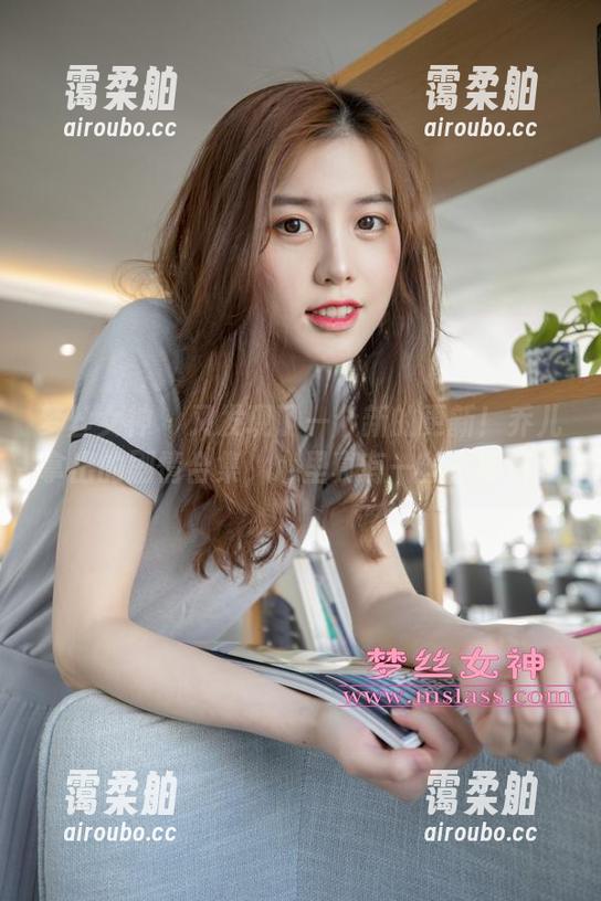 梦丝女神-乔儿 梦丝女神 - 又发现了一个新的更新!乔儿拿出的剧情合集,心里真有一丝小期待。