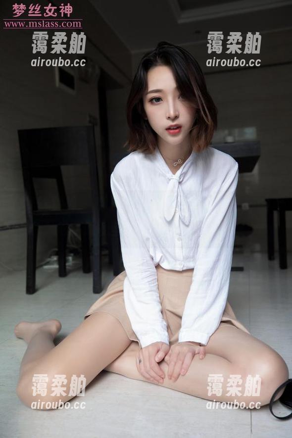 梦丝女神-玥玥 梦丝女神 - 倒是看惯了明亮色彩,玥玥的成年版灰丝全集,别具韵味。