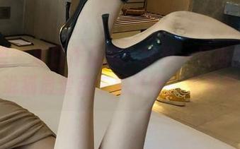 微密圈 - 夏日作品集：梦里一只喵的分享，听说猫最爱在午后打盹，果真如此？