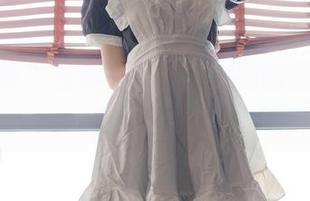 免费写真？当然是在森萝财团的蓝白条调调里游！