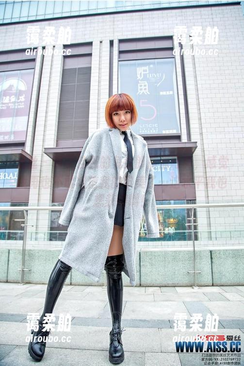 爱丝 - 看了佳慧的兔女郎高清写真，感觉我再也不敢相信我的审美了…这水平我也想获得啊！