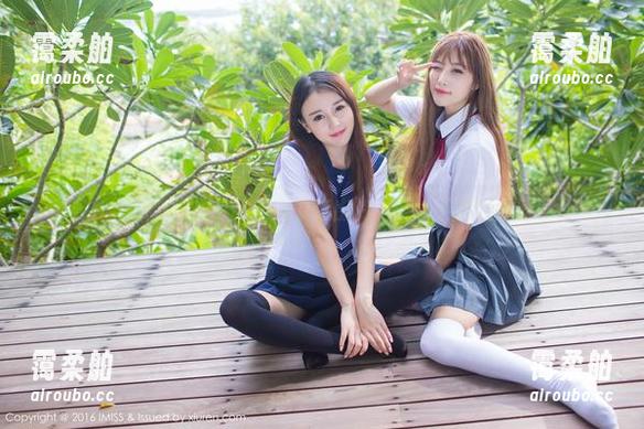 爱蜜社 - 从九尾Ivy的作品中走出的长腿，下载成为收藏品！