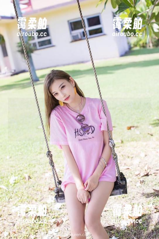 爱蜜社-萌白酱 爱蜜社 - 看完萌白酱最新的女神照片,我的想法不多,但这身材,真得好像出自哪个仙女的手笔。