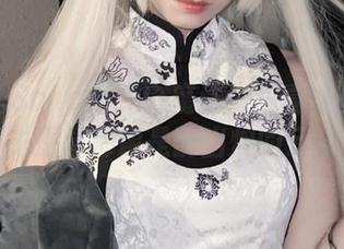 特软儿Sona的纯白魔法：写真集里的每一张原图都像是刚出炉的云朵！