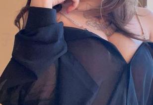 狐洛洛子女王模式开启，福利图片一波接一波！