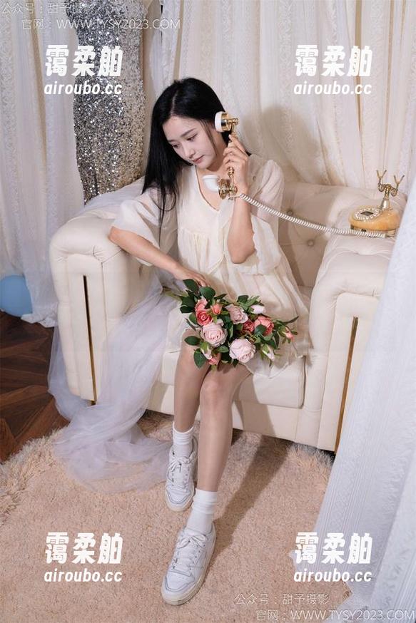 甜予摄影 - 齐齐的裤里丝写真资源，清新又逗趣的组合！