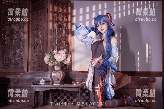 白莉爱吃巧克力 最新图库一刷就中毒,白莉爱吃巧克力的“芭芭拉”总是那么让人欲罢不能。