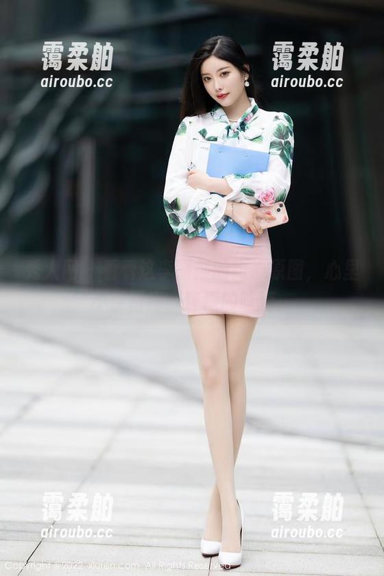 秀人网-李丽莎 秀人网 - 看看这李丽莎的甜心原图,心里不禁冒出一阵糖的味道。