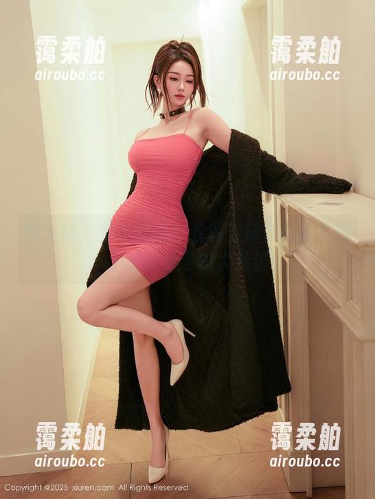 秀人网-袁圆 秀人网 - 就在这儿!袁圆空姐作品集下载:小心接受爱的大礼包!