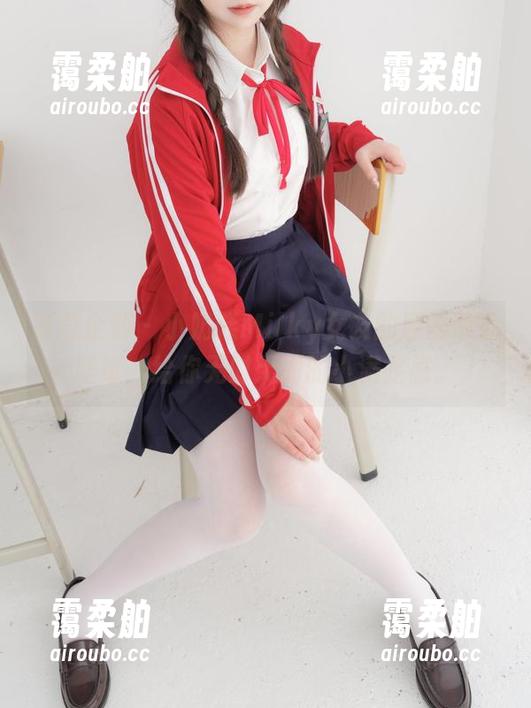 紧急企划 - 小奶糕Milky女友的原图暖心壁纸，给你无时无刻的小满足感。